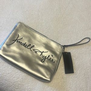 NWT Kendall & Kylie Silver Black Clutch Wristlet w/ Dustbag